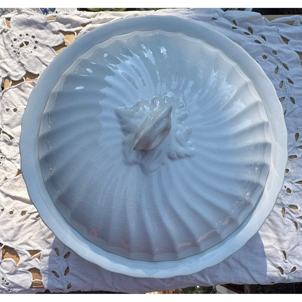 Johnson Brothers Regency Ironstone Covered Dish white